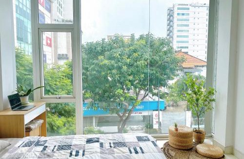 Phuong 6 Apartamento | Mặt tiền Quận 3 - Nhà kính view đẹp - có thang máy