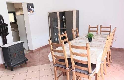 Krasno Polje Casa | M & J