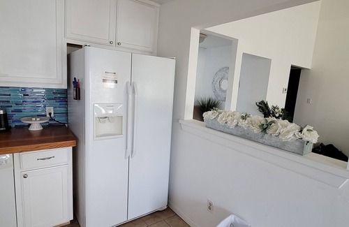 Flour Bluff Casa | M&K's Charming 3-bedroom house by the Bay in lovely Corpus Christi with AC, WiFi