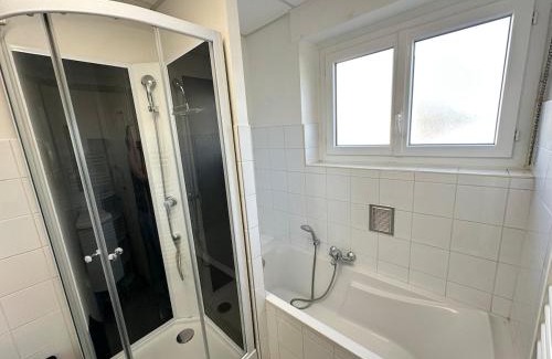 Devant-les-Ponts Apartamento | M Lorry Frida cosy au rdc avec balcon proche Metz