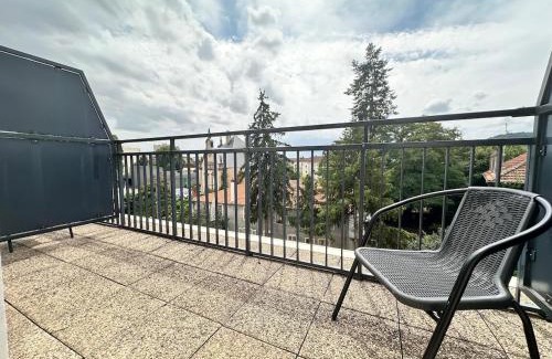 Devant-les-Ponts Apartamento | M Lorry Pop Art 3 chambres avec balcons proche Metz