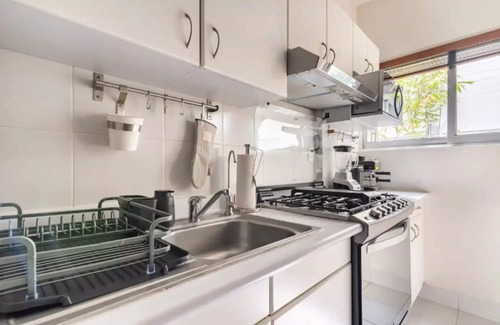 La Condesa Apartamento | M102- 2BR / 2BTH - Una Habitación Piso, Capacidad 5