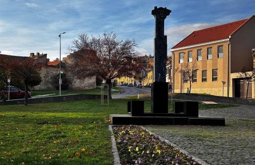Pecs Apartamento | M18 - Csak egy lépés a történelmi belváros - free parking