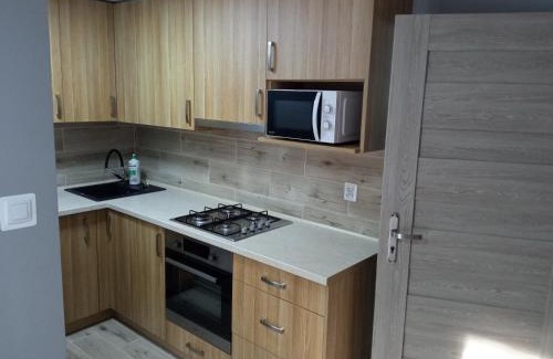 Grodzisk Mazowiecki Apartamento | M3 - Mieszkanie 6 osobowe 2 pokoje kuchnia łazienka