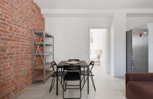Acquabella Apartamento | M4 Argonne Design Apartment with Balconies