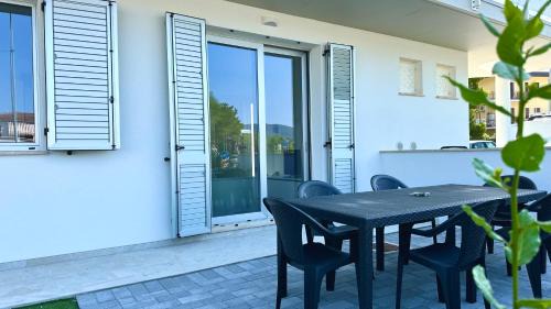 Marcelli Apartamento | M411 - Marcelli, nuovo trilocale con corte privata