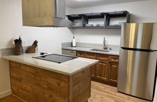 Citrus Heights Casa | (M6) Single Story Two Bed, Two Bath, with Garage and Private Yard.