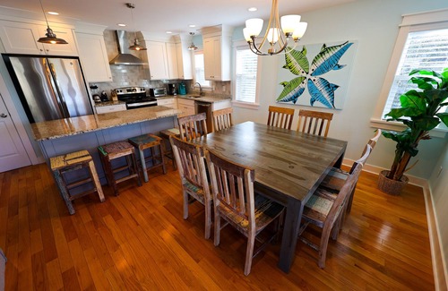 Monteray Shores Casa | M931- Sound Side, Corolla, Saturday Check In, Comm. Pool!