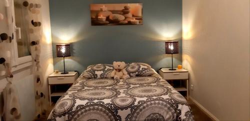 Janneyrias Apartamento | Ma maison fleurie proche AEROPORT LYON ST EXUPERY, LDLC ARENA, Groupama Stadium,Eurexpo