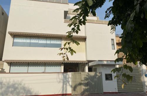 Lahore Apartamento | Maati Spaces - Rooms with Kitchen