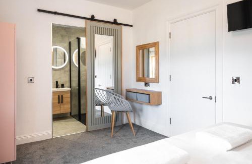 Enniskillen Casa | Mabel's Maison by Escape Ordinary