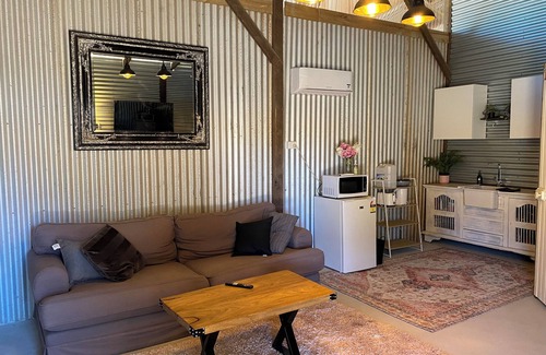Benjinup Cabina | Mabeline farm stay in peaceful country paradise