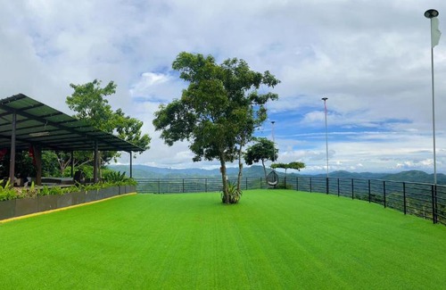 Guadalupe Complejo | Mabini Sky View Resort