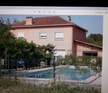 Bagnols-sur-Ceze Apartamento | macaron
