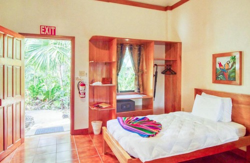 San Antonio Complejo | Macaw Family Cabana at Mariposa Gold Standard Certified