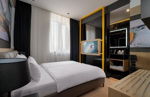 Stari Grad Casa | Maccani Black Luxury Suites