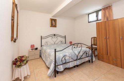 Monte Sant'Angelo Casa | Macchia Verde