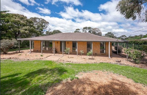 Romsey Casa | Macedon Country Stay