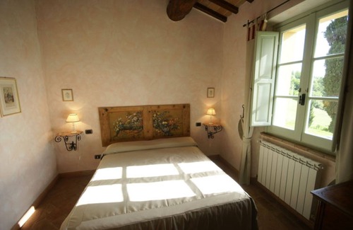 Il Poggio Otro | Villa with four apartments