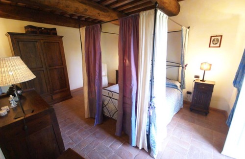 Il Poggio Otro | Villa with four apartments