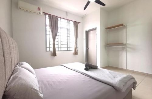 Taman Daya Casa | Maco Home Premium Suite Corner at Mount Austin Taman Daya