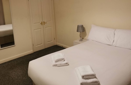 Stonnall Hotel | Ella's Place