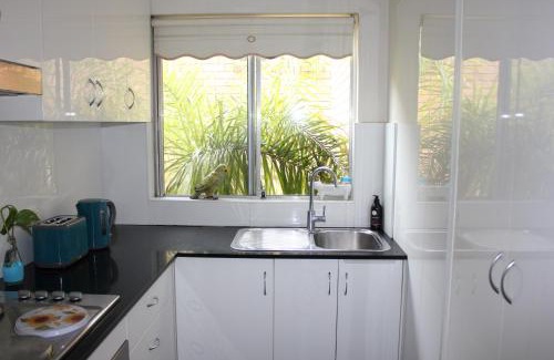 Macquarie Park Apartamento | Macquarie Treetops - Sydney 2BR Apt with FREE parking at Macquarie Park