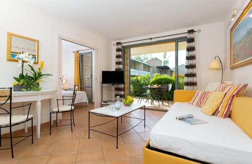Saumane-de-Vaucluse Apartamento | Madame Vacances Résidence Provence Country Club