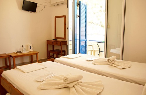 Loutro Casa | Madares Hotel