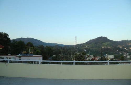 Coonoor Casa | Madhu Manish Homestay and Rooms