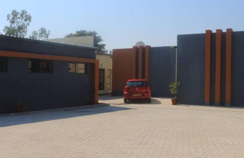 Rundu Casa | Madiva`s Guest House