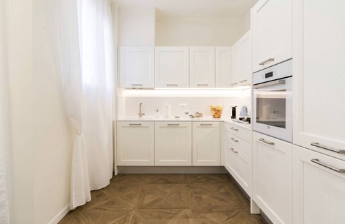 Cittadella Apartamento | Madonna Montecchi Luxury Suite in Verona