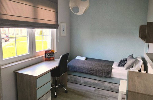 Pogorze Apartamento | Madrycka Apartment | Tesoro Gardens | 2 bedrooms | Parking | Terrace