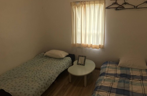 Miyakojima Casa | Maehama beach is right there! Free Wi-Fi Parking available Washer/dryer available!