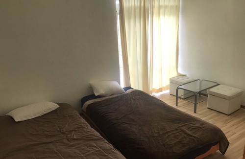 Miyakojima Casa | Maehama beach is right there! Free Wi-Fi Parking available Washer/dryer available!