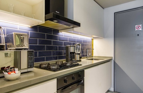 Business Bay Apartamento | Mag318 by Bespoke Holiday Homes - Luxurious Studio Apartments