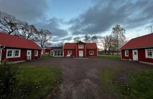 Skovde Casa | Magasinet, egen stuga på landet