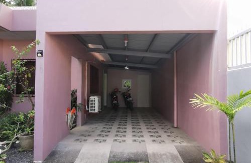 Legazpi Casa | Magayon Pink House