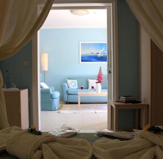 Agia Paraskevi Hotel | Magic Hotel