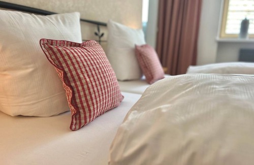 Warth Cama Y Desayuno | Magic Mountain - House Wallis