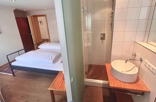 Warth Cama Y Desayuno | Magic Mountain - House Wallis