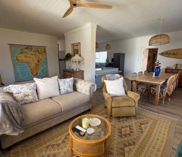 Jeffreys Bay Casa | Magic Shot Jeffreys Bay