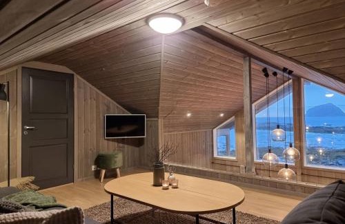 Vestvagøy Casa | Magic views and walking distance to best beaches