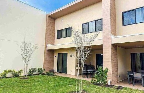 Florida Central Atlantic Coast Casa | Magic Village Views 26