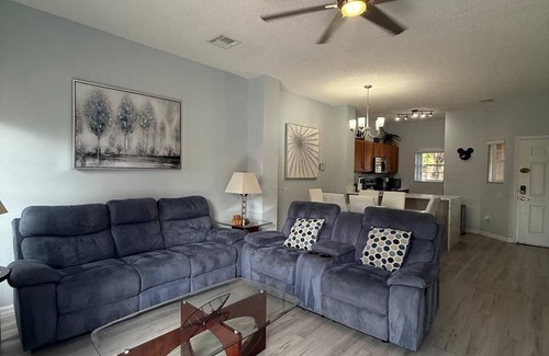 Kissimmee Casa | Magical 3BR Resort Retreat Near Parks-Themed Decor& Family comfort+Fun Amenities
