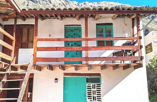 Ollantaytambo Casa | Magical cottage with mountain view (Pet friendly)
