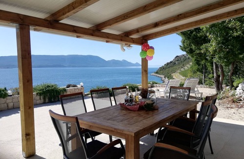 Slivno Casa | CASA MÁGICA "MARICA" CON PLAYA PRIVADA, PARAÍSO LEJOS DE LA VIDA DE ESTRÉS