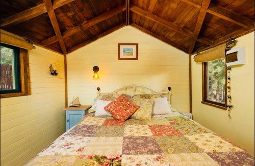 Alexandra Casa | Magical Loft - Homewood Forest Retreat