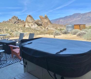 Lone Pine Casa | Magical property in the Alabama Hills - HOT TUB