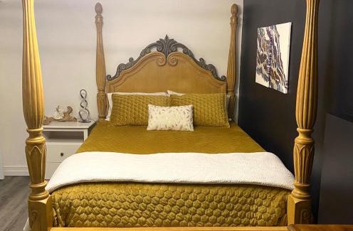 Chase Apartamento | Magical Themed Decor! Pets Welcome! 3 Bedrooms
